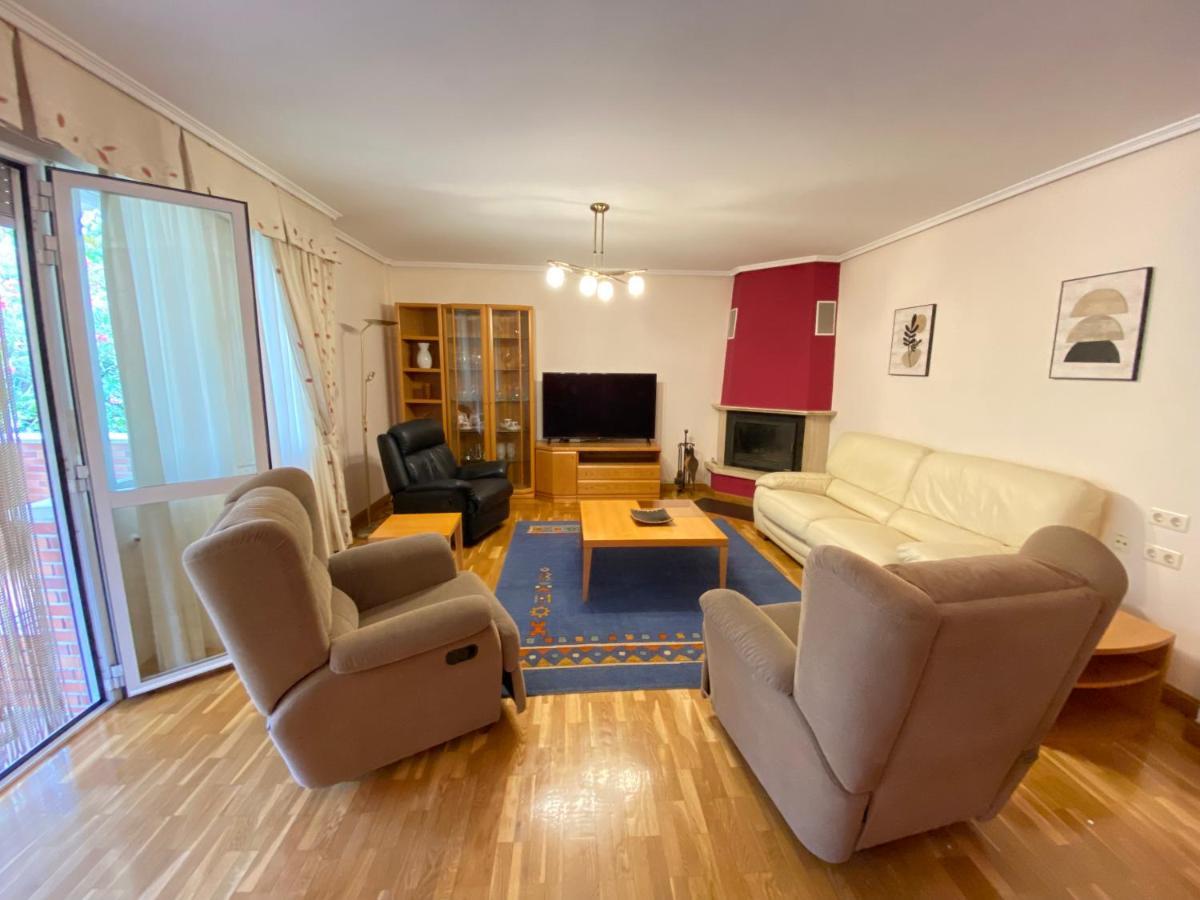 Casa Chalet Jardin Particular Ideal Grupos Y Familias Baranain Dış mekan fotoğraf